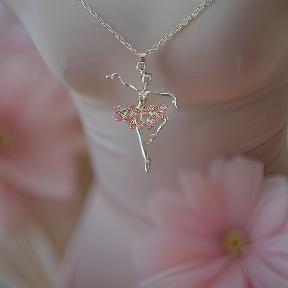 🆕 Ballerina Necklace - Pink - Picture 4 of 16